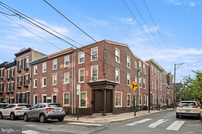 property at 980 N Lawrence St