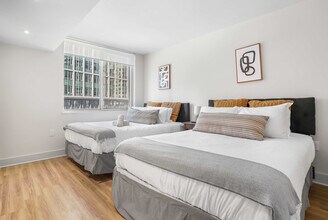 1221 S Eads St, Unit SI FL5-ID1056572P in Arlington, VA - Building Photo - Building Photo