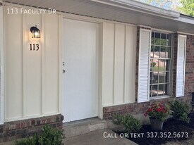 113 Faculty Dr in Lafayette, LA - Building Photo