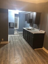 21059 Glen Lodge Rd in Ferndale, MI - Building Photo - Building Photo