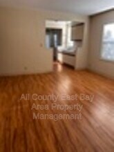 724 Johnson St in Albany, CA - Building Photo - Building Photo