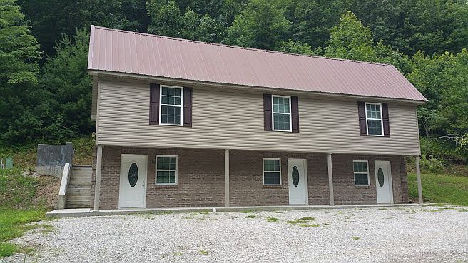 131 Bartlett Dr in Morehead, KY - Building Photo