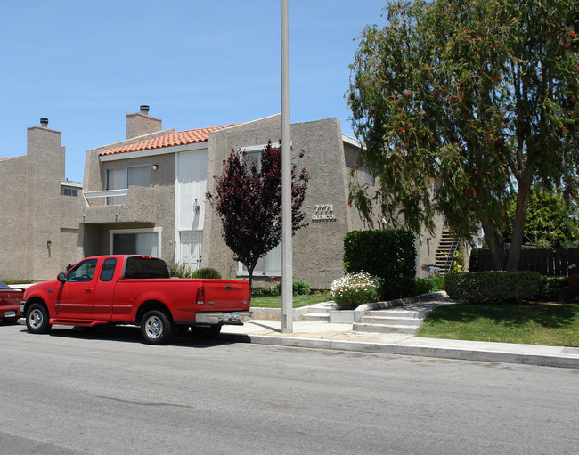 7771 Glencoe Ave in Huntington Beach, CA - Building Photo - Building Photo