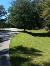 Shady Grove Apartments - Senior Living in Charleston, SC - Foto de edificio - Building Photo