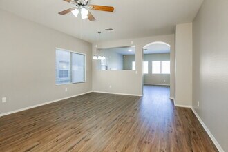 9313 S 35th Dr in Phoenix, AZ - Building Photo - Building Photo