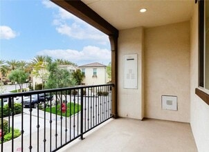 418 Maravilla Ln in Brea, CA - Building Photo - Building Photo