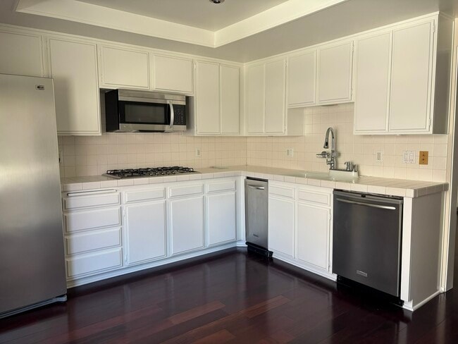 4541 Alla Rd in Marina Del Rey, CA - Building Photo - Building Photo