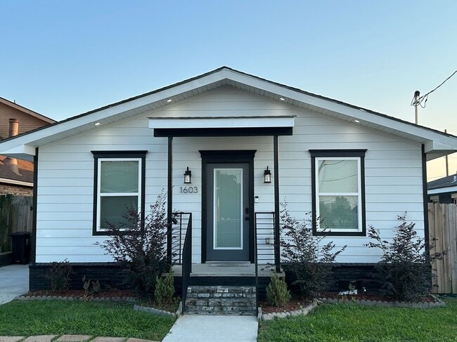 property at 1603 Garden St