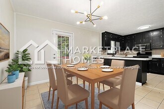 3092 Menlo Park Dr in Rex, GA - Building Photo - Building Photo