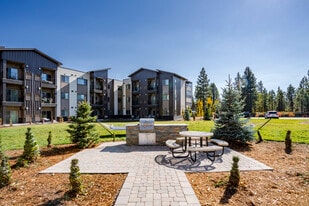 Coburn Crossing in Truckee, CA - Building Photo