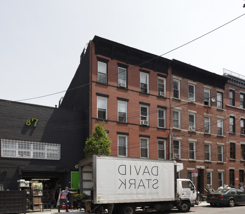 89 Luquer St in Brooklyn, NY - Building Photo