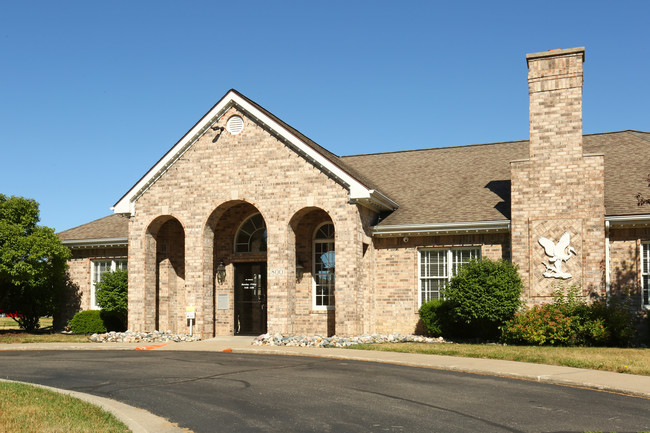 River Walk in Corunna, MI - Foto de edificio - Building Photo