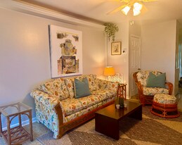 4916 26th Ave S in Gulfport, FL - Building Photo