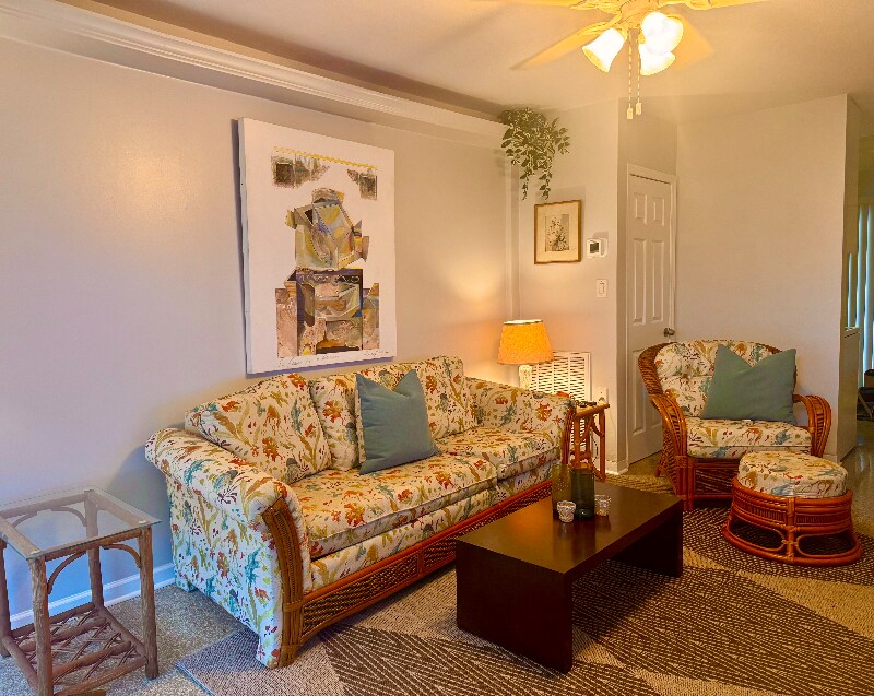 4916 26th Ave S in Gulfport, FL - Building Photo