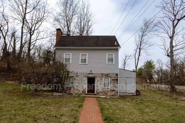 property at 8200 Buckland Mill Rd