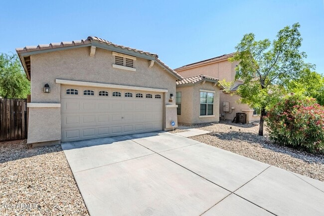 10017 W Raymond St in Tolleson, AZ - Building Photo - Building Photo