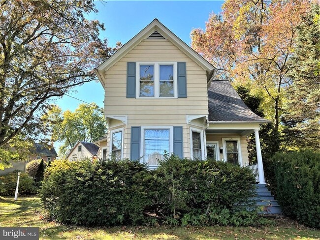 property at 726 BLOOMING Glen