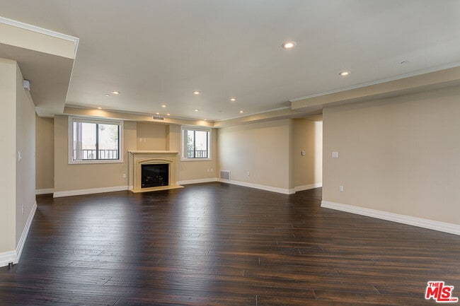 1211 9th St in Santa Monica, CA - Building Photo - Building Photo