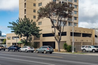 Kapiolani Royale in Honolulu, HI - Building Photo - Building Photo