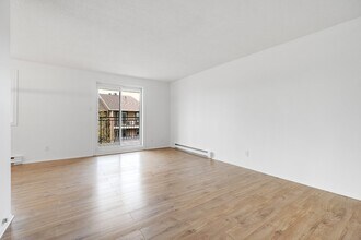 146 Rue de Lausanne in Gatineau, QC - Building Photo - Building Photo