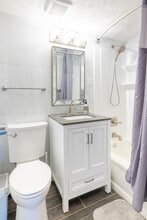 Georgetown Apartments in Fairview Park, OH - Building Photo - Building Photo