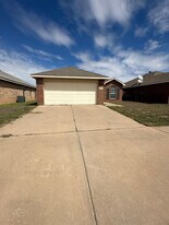 6546 94th St in Lubbock, TX - Building Photo