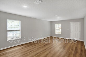 9005 6th Ave in Jacksonville, FL - Building Photo - Building Photo
