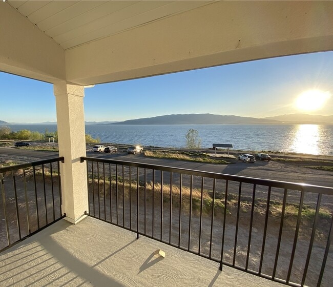 property at 368 W Serenity Ct