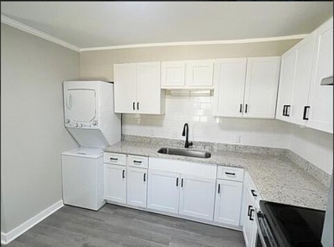 525 Montague Ln, Unit 529 in Raleigh, NC - Foto de edificio