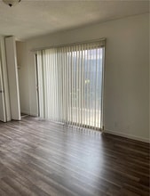 999 E Valley Blvd in Alhambra, CA - Building Photo - Building Photo