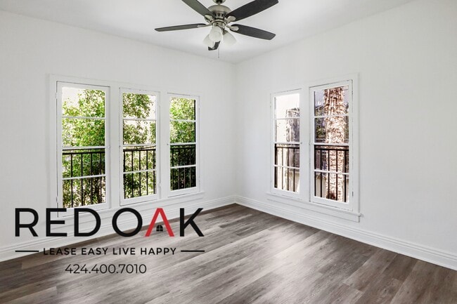 property at 1512 S Wilton Pl