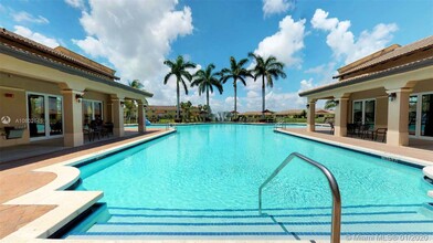 3380 NE 9th St-Unit -204 in Homestead, FL - Building Photo - Building Photo