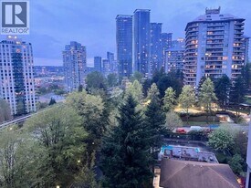 2060 Bellwood Ave in Burnaby, BC - Building Photo