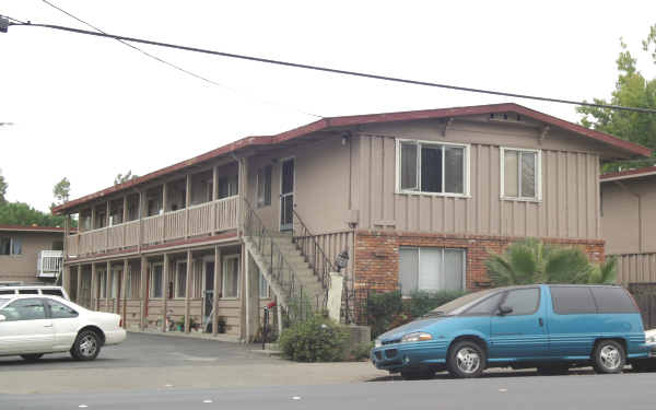 1711-1729 Lincoln Ave in Napa, CA - Building Photo - Building Photo