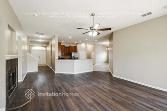 3039 Whispering Willow Way in Orange Park, FL - Building Photo - Building Photo