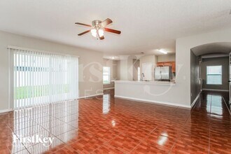 322 Aylesbury Ct in Kissimmee, FL - Building Photo - Building Photo