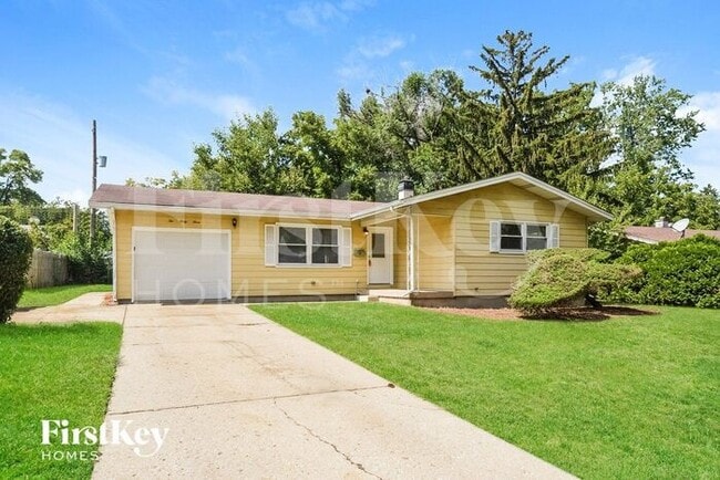 243 S 17th St in St. Charles, IL - Building Photo - Building Photo