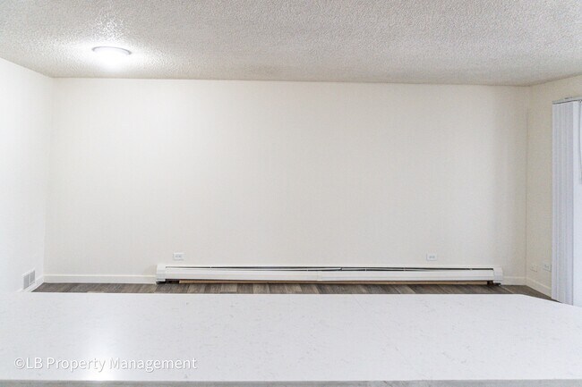 4643 S Lowell Blvd in Denver, CO - Building Photo - Building Photo