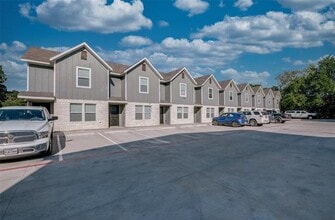 402 Garrett Ct in Stephenville, TX - Building Photo - Building Photo