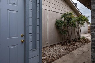208 Miller Dr in Del Rio, TX - Building Photo - Building Photo