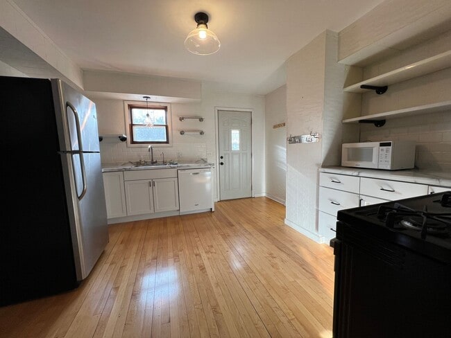 512 N 12th St in Wausau, WI - Building Photo - Building Photo