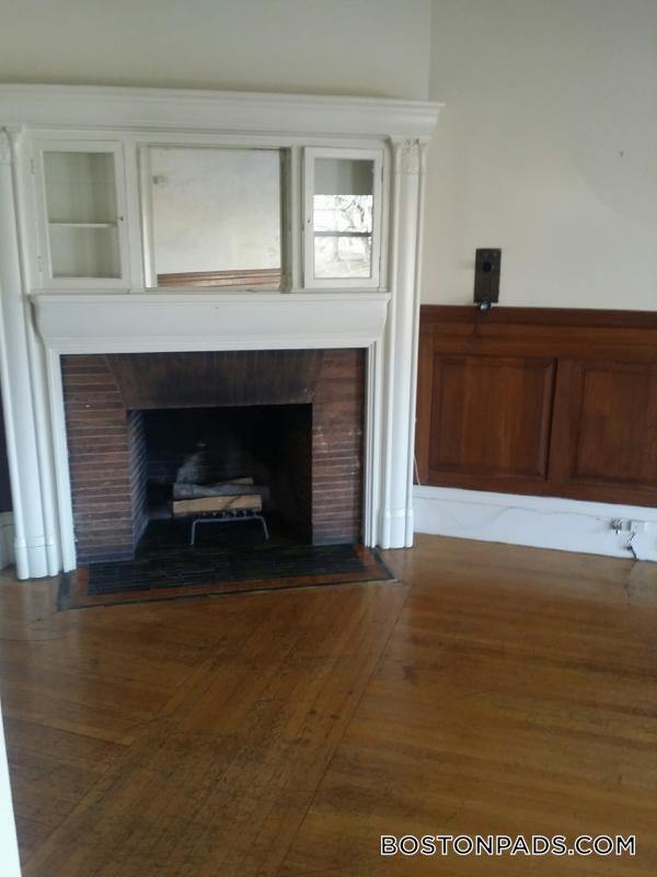 property at 39 Bay State Rd