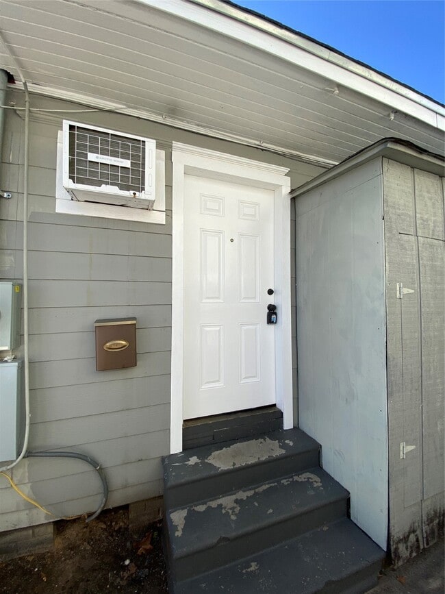 property at 706 Dumble St