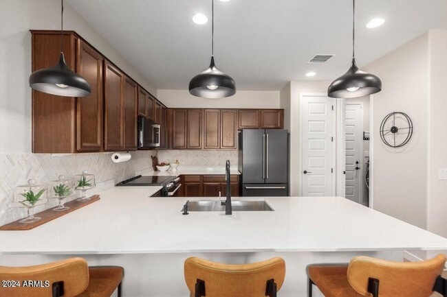 9001 W Rancho Dr in Glendale, AZ - Building Photo - Building Photo