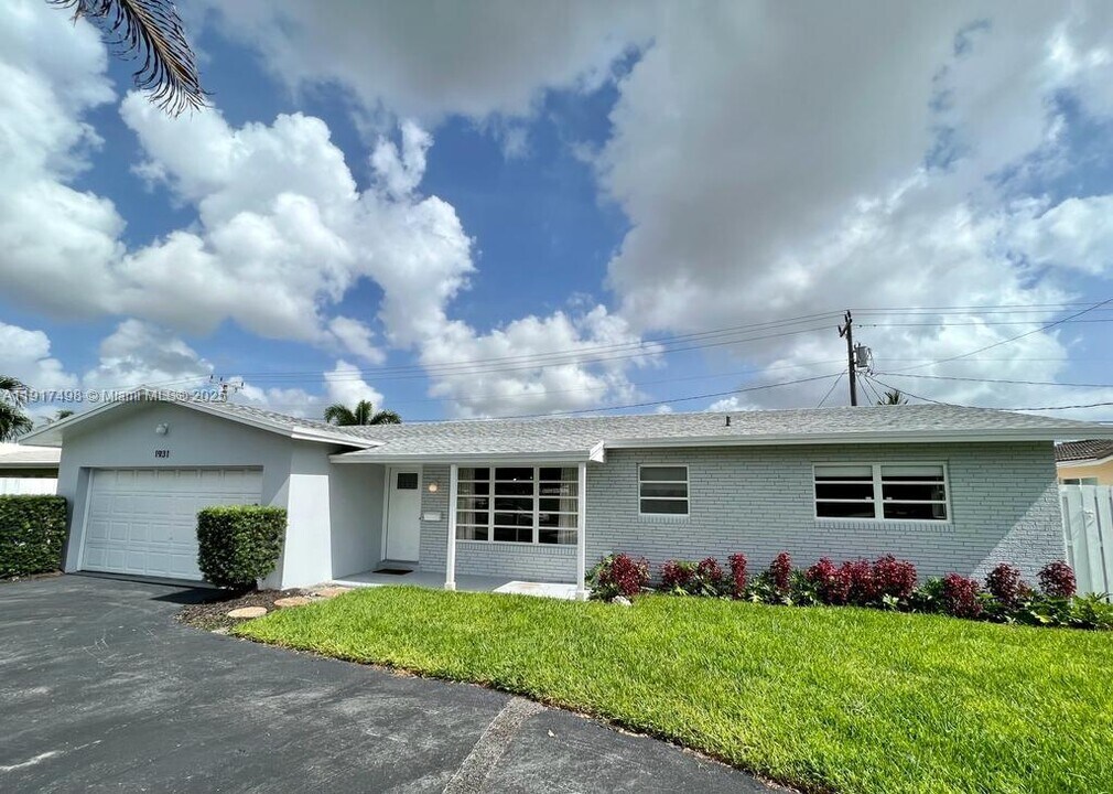 1931 NE 55th Ct in Fort Lauderdale, FL - Building Photo
