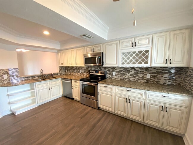 4987 Pepper Cir in Naples, FL - Building Photo - Building Photo