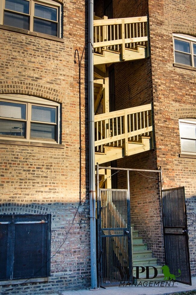 7930 S Morgan St, Unit 3E in Chicago, IL - Building Photo - Building Photo