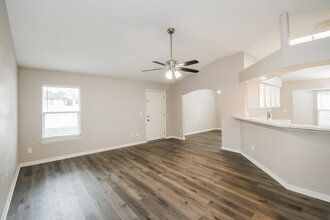 2951 Waters View Cir in Orange Park, FL - Building Photo - Building Photo
