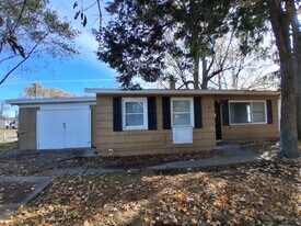 619 Plum St in Danville, IL - Building Photo