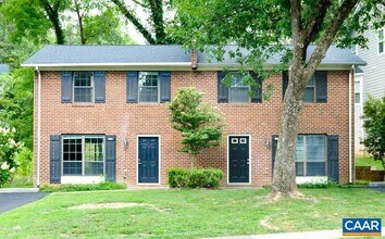 105 Longwood Dr in Charlottesville, VA - Building Photo - Building Photo
